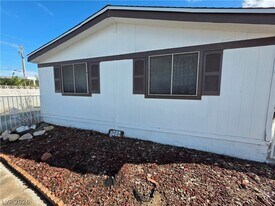2916 Gavilan Ln in Las Vegas, NV - Building Photo