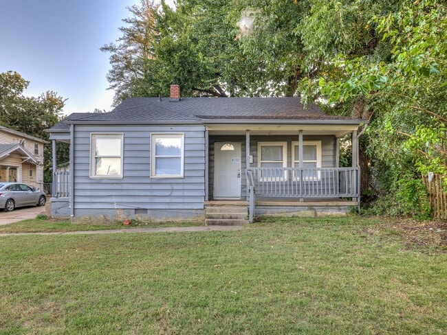 property at 1724 NE 14th St