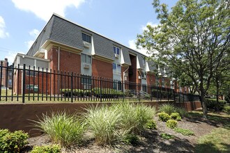 New Brunswick Apartments in New Brunswick, NJ - Building Photo - Building Photo