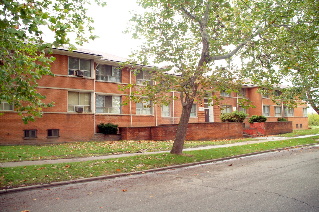 West Boston Apartments in Detroit, MI - Foto de edificio