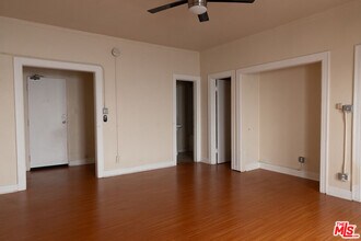 661 Shatto Pl in Los Angeles, CA - Building Photo - Building Photo