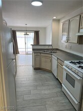 460 Winthrop Pl in Henderson, NV - Foto de edificio - Building Photo