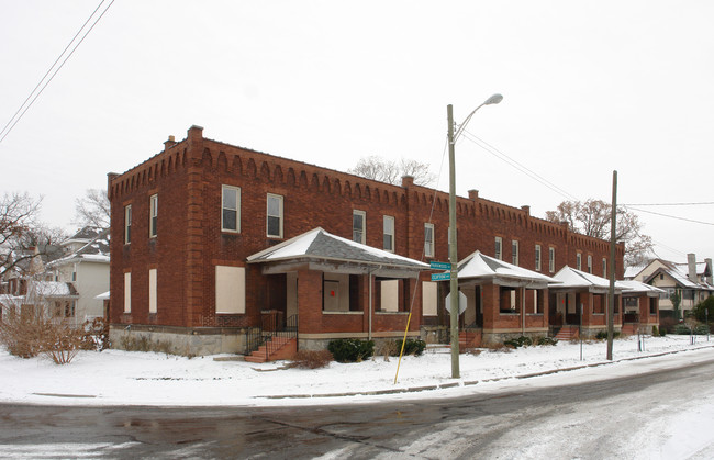 174-192 Parkwood Ave in Columbus, OH - Foto de edificio - Building Photo