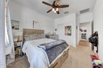 2306 E Branham Ln in Phoenix, AZ - Building Photo - Building Photo
