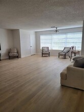 5521 80th St N, Unit 312 in St. Petersburg, FL - Building Photo - Building Photo