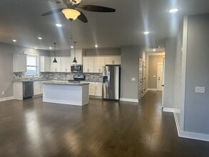 304 Spring St in White House, TN - Building Photo - Building Photo