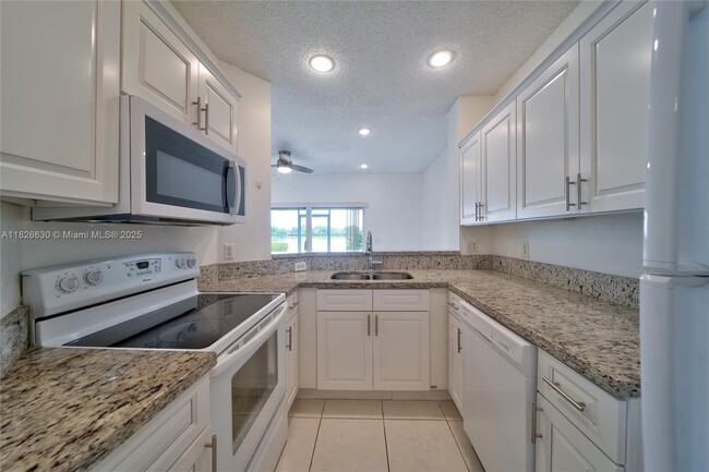 12180 SW 5th Ct