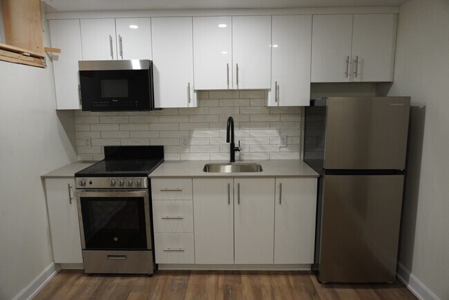 455 Besserer St in Ottawa, ON - Building Photo - Building Photo