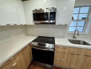 2918 Bird Ave in Miami, FL - Building Photo - Building Photo