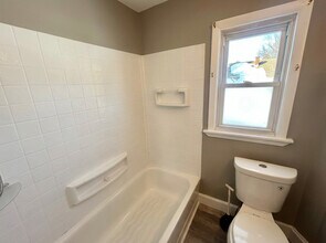 317 Madison Ave in Prospect Park, PA - Building Photo - Building Photo