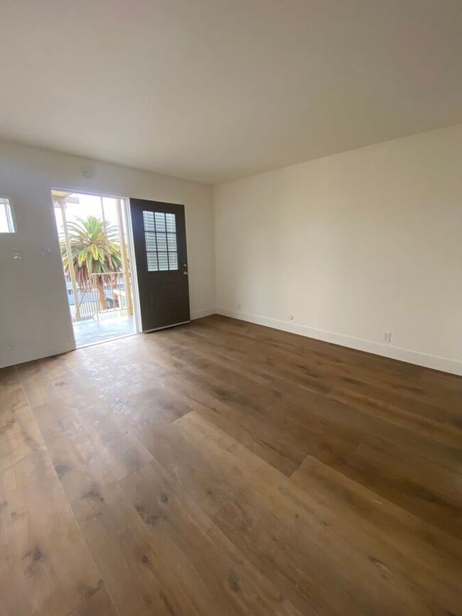 2140 California St in Concord, CA - Foto de edificio - Building Photo