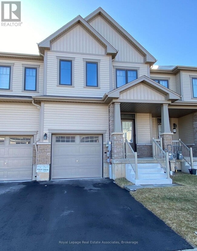 3 Amos Ave in Brantford, ON - Building Photo - Building Photo