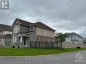541 Caracole Way in Ottawa, ON - Building Photo - Building Photo