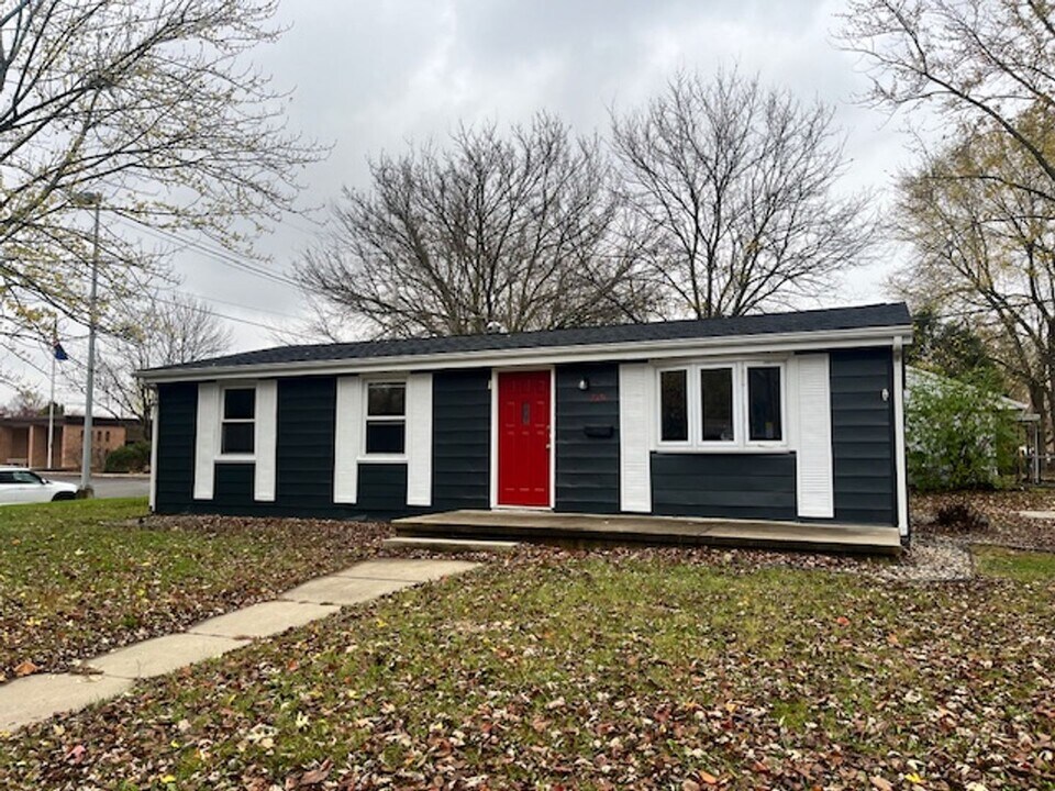 2301 Beck Ln in Lafayette, IN - Building Photo