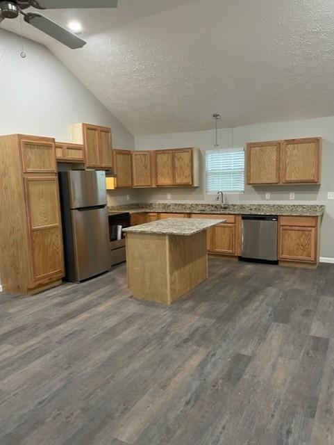 188 Silver Run Rd in Munford, AL - Building Photo