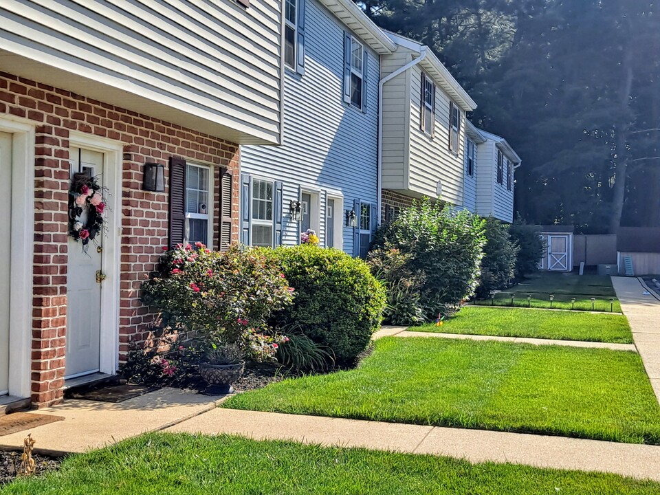 2817 Willow Street Pike in Willow Street, PA - Building Photo