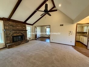 3506 NE Grant St in Lee's Summit, MO - Building Photo - Building Photo