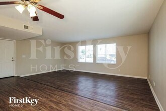 4423 E Pinto Ct in Phoenix, AZ - Building Photo - Building Photo