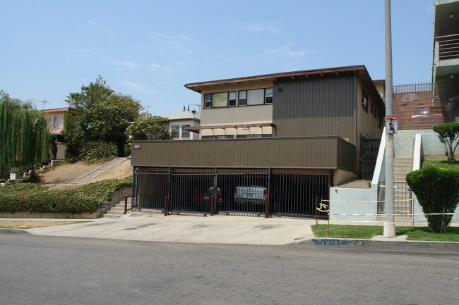 231 S Carondelet St in Los Angeles, CA - Building Photo - Building Photo