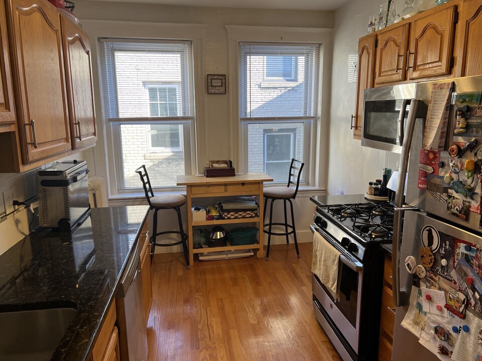 1750 Commonwealth Ave, Unit 12A in Boston, MA - Building Photo