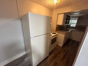 4347 Hudnall Rd in Jacksonville, FL - Building Photo - Building Photo