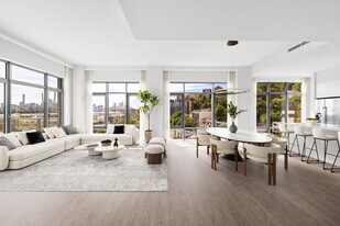 143 Old River Rd in Edgewater, NJ - Building Photo
