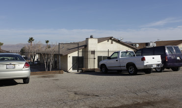 400 E WILLIAMS St in Barstow, CA - Building Photo - Building Photo