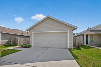 13817 Grey Wolf Trl in Splendora, TX - Building Photo - Building Photo