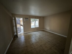 14424 Flallon Ave, Unit 2 in Norwalk, CA - Building Photo - Building Photo