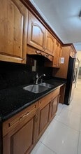 1560 NE 127th St, Unit 113 in North Miami, FL - Building Photo - Building Photo