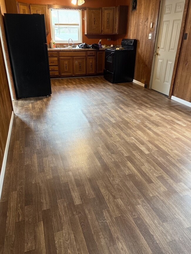 1236 Sunrise Dr in Bluefield, WV - Building Photo - Building Photo