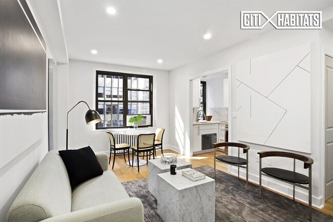 160 E 48th St-Unit -7G in New York, NY - Building Photo - Building Photo