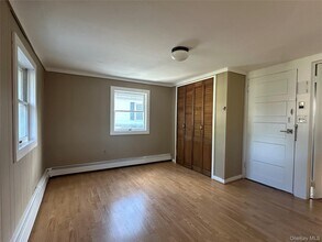 134 S Main St in Pearl River, NY - Building Photo - Building Photo