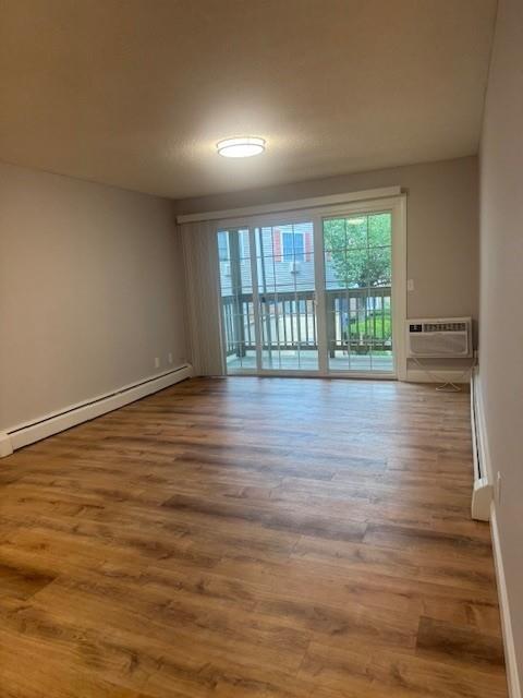 65 Oaklawn Ave in Cranston, RI - Building Photo - Building Photo