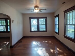 305 Old Point Ave in Hampton, VA - Building Photo - Building Photo