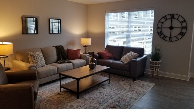 The Residences at 628 Maple