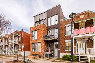 2518 Saint-Zotique St E in Montréal, QC - Building Photo - Primary Photo