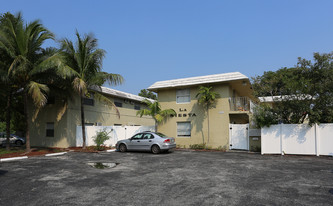 La Siesta Apartments