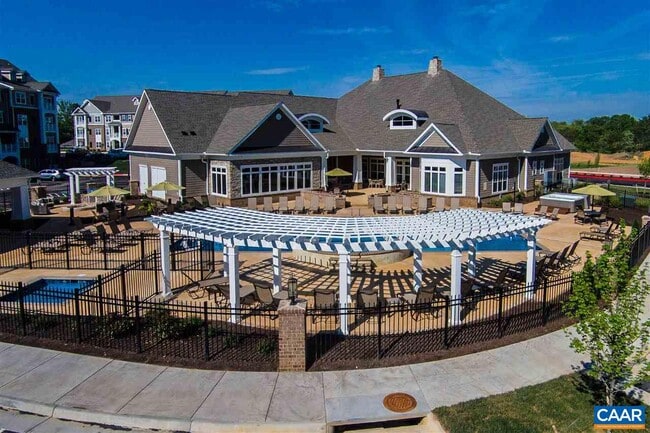 property at 2085 Reserve Cir