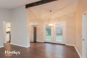 9052 Homewood Dr in Riverdale, GA - Building Photo - Building Photo