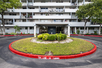 Northview Tower in San Antonio, TX - Building Photo - Building Photo