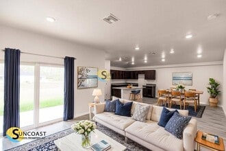 3849 Hollycrest St in Ft. Myers, FL - Foto de edificio - Building Photo