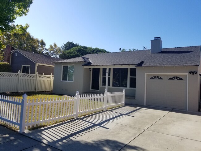 9 Broadway in Redwood City, CA - Building Photo - Building Photo