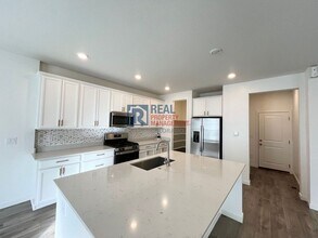 17590 E 95th Ave in Commerce City, CO - Building Photo - Building Photo