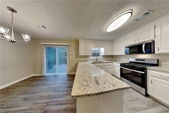 4955 Baker Plantation Dr in Acworth, GA - Building Photo - Building Photo