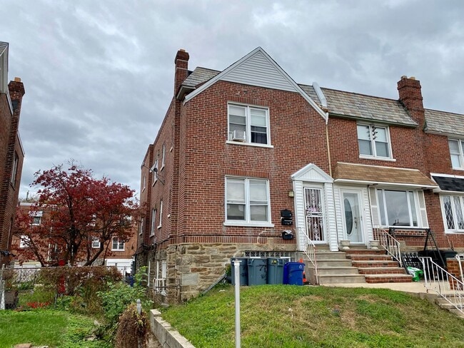 property at 7558 Mayland St