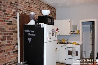 40 Anderson St, Unit 8 in Boston, MA - Building Photo - Building Photo