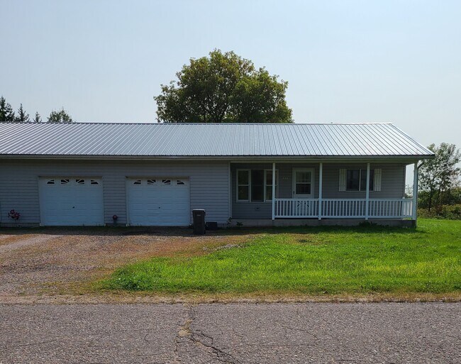 444 W Maple St Rentals in Stanley, WI