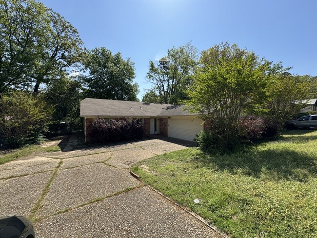 property at 221 Alamo Dr