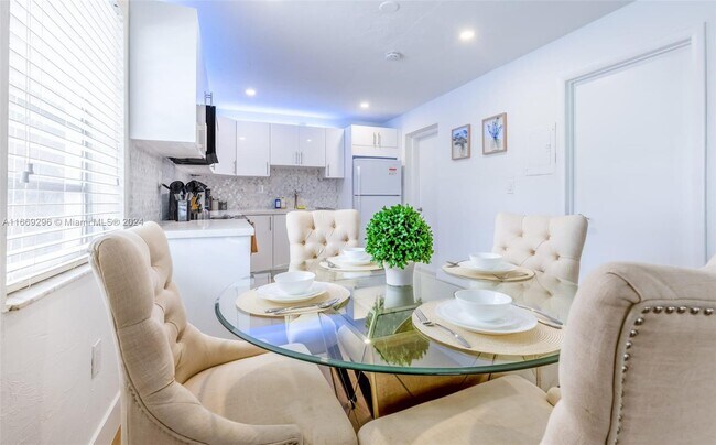 1230 SW 22nd Ter in Miami, FL - Building Photo - Building Photo